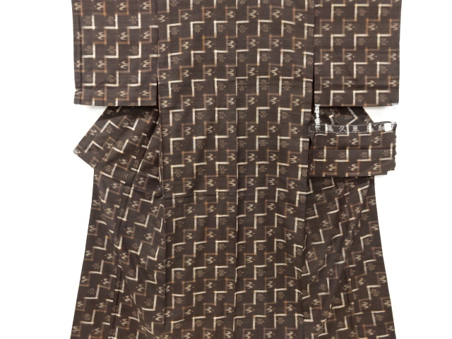 本場久米島紬着物